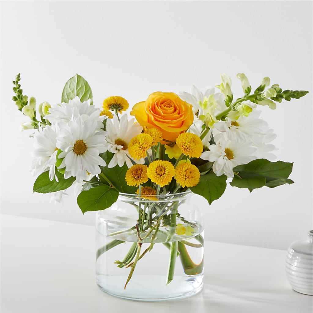 Sun Salutation Bouquet – Blue Poppy Flower Co, Mount Gilead OH