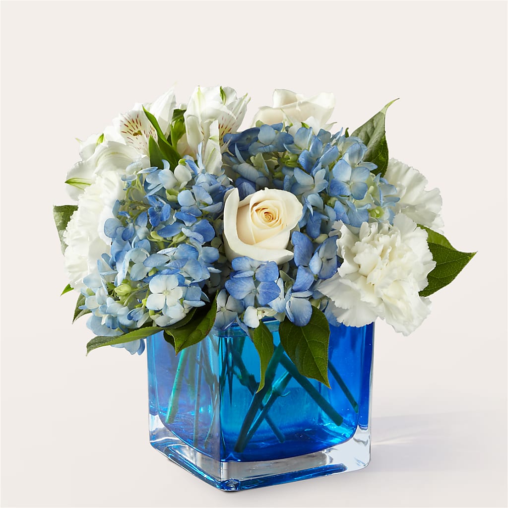 Soothing Waters Bouquet – Blue Poppy Flower Co, Mount Gilead OH