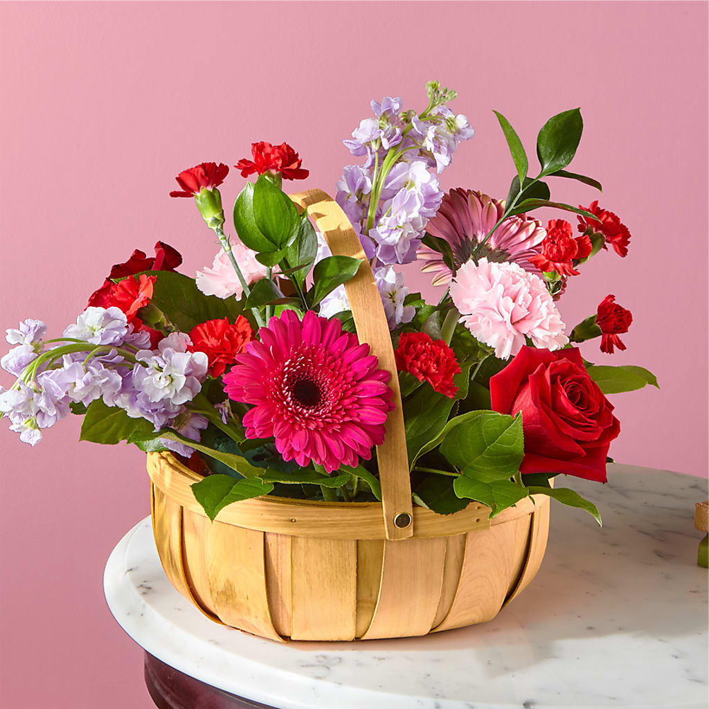 Pink Picnic Basket – Blue Poppy Flower Co, Mount Gilead OH
