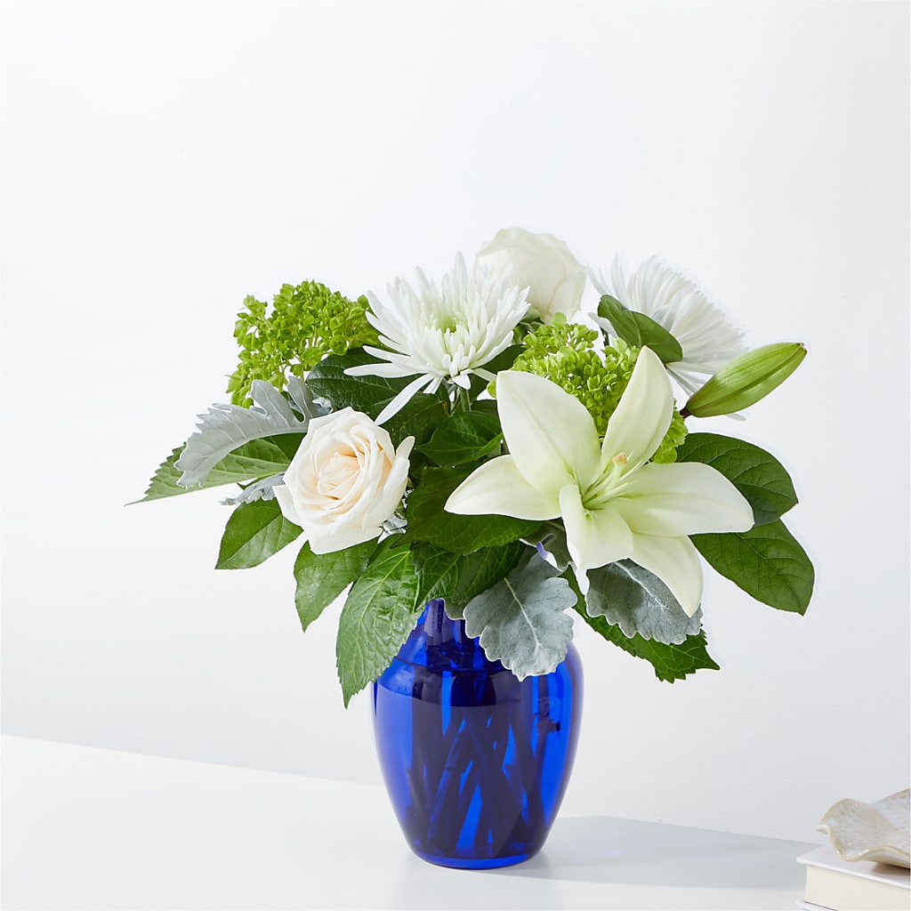 Snowy Dreams Bouquet – Blue Poppy Flower Co, Mount Gilead OH