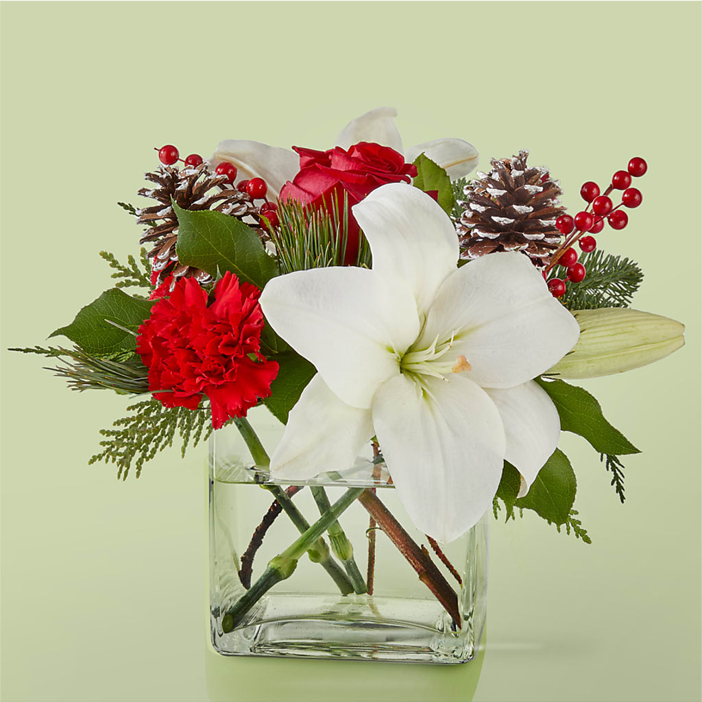 Glistening Icicles Bouquet – Blue Poppy Flower Co, Mount Gilead OH