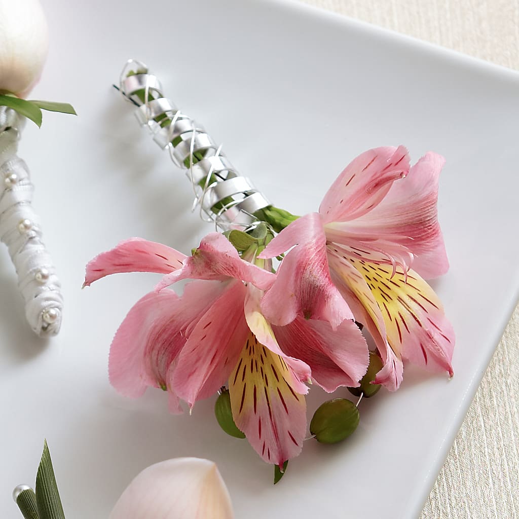 Pink Peruvian Lily Boutonniere – Blue Poppy Flower Co, Mount Gilead OH