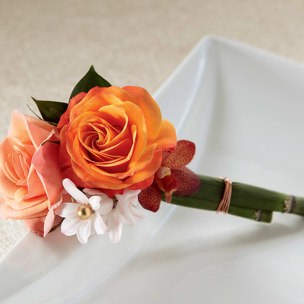 Sunset Dream Boutonniere – Blue Poppy Flower Co, Mount Gilead OH