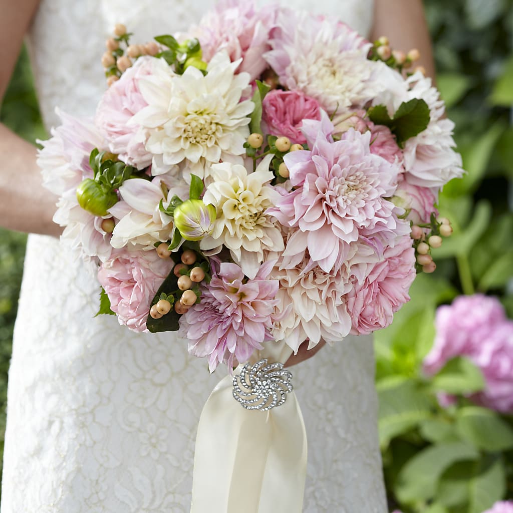 Heart's Promise Bouquet – Blue Poppy Flower Co, Mount Gilead OH