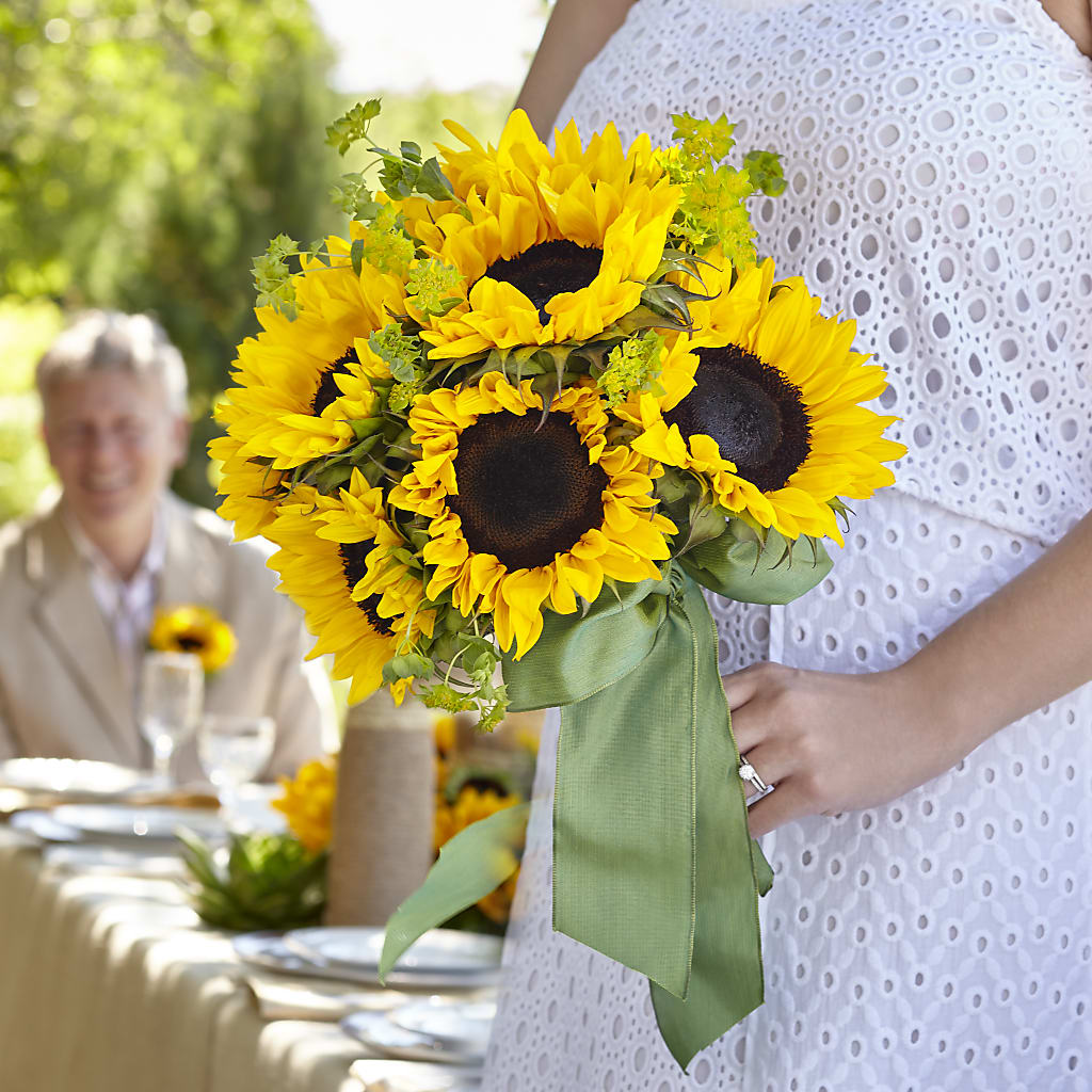 Free Spirit Bouquet – Blue Poppy Flower Co, Mount Gilead OH