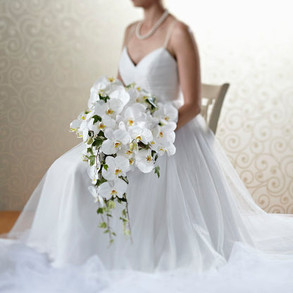 Classic White Bouquet –  Blue Poppy Flower Co, Mount Gilead OH