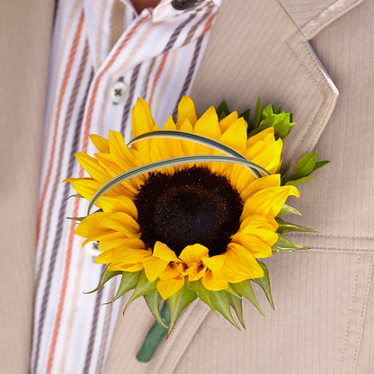 Free Spirit Boutonniere –  Blue Poppy Flower Co, Mount Gilead OH